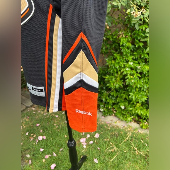 Anaheim Ducks women’s jersey size small - Picture 4 of 8